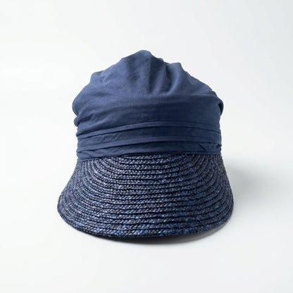 Vorderansicht des Stroh-Visors mit Stoff in Navy