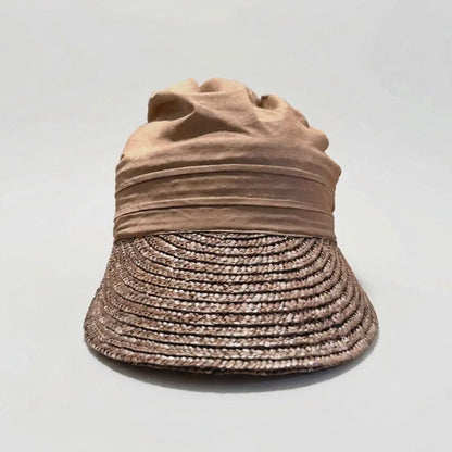 Präsentation des Stroh-Visors mit Stoff in der Farbe Macchiato